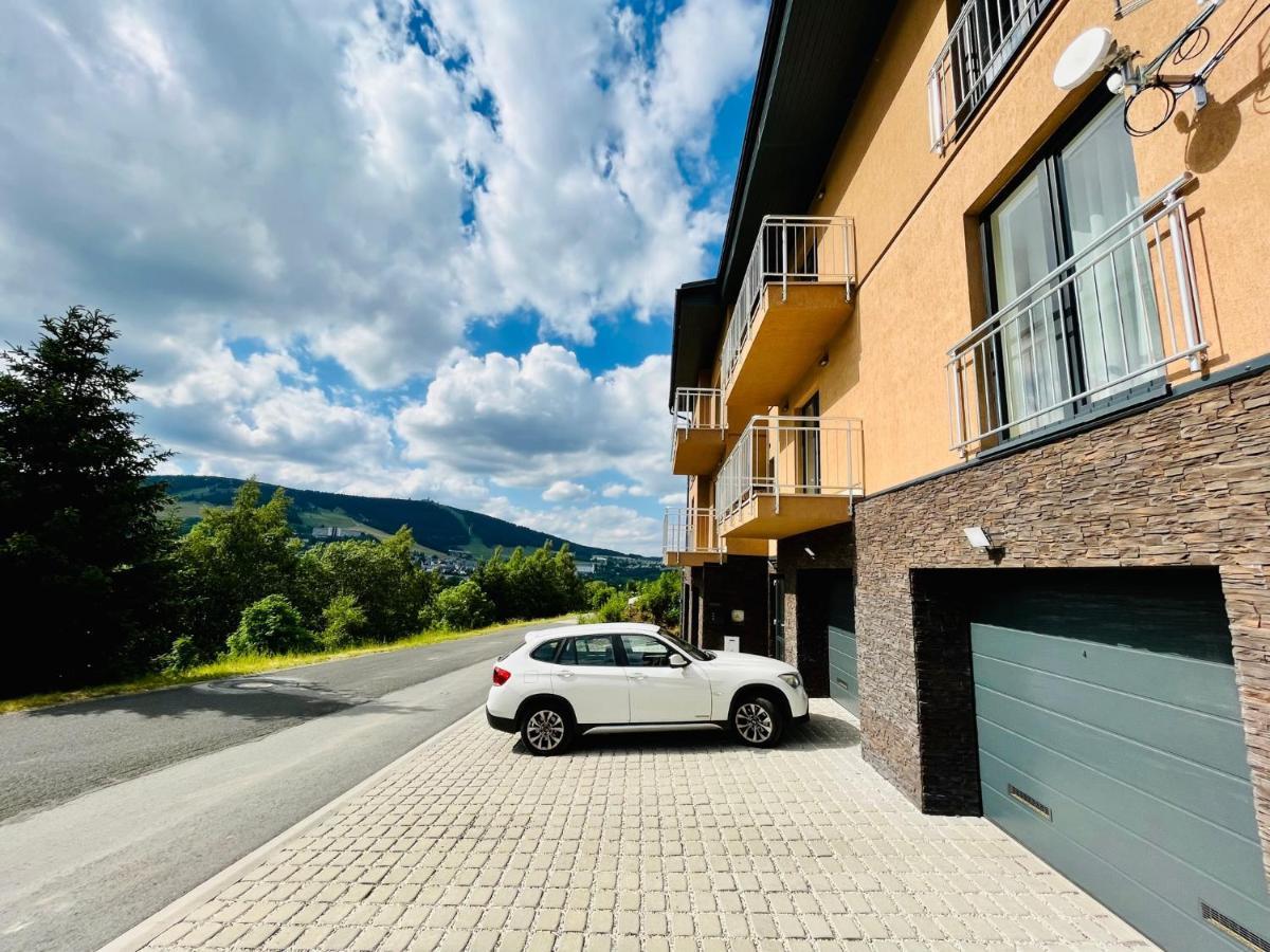 Apartmany Na Vyhledech Loučná pod Klínovcem المظهر الخارجي الصورة